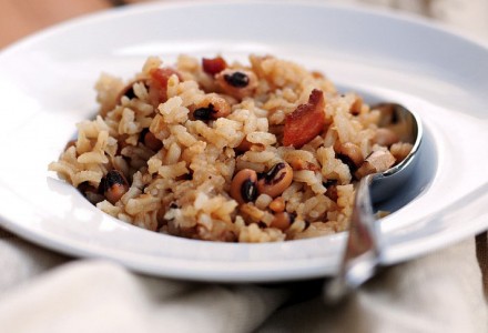 Рис  с фасолью и беконом