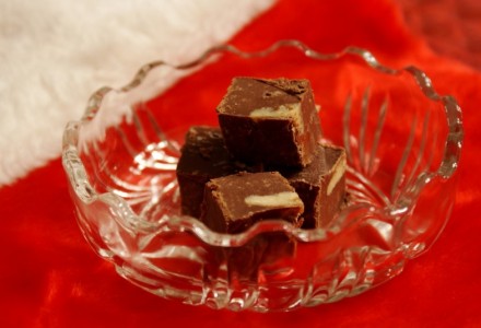 Шоколадная помадка с грецкими орехами