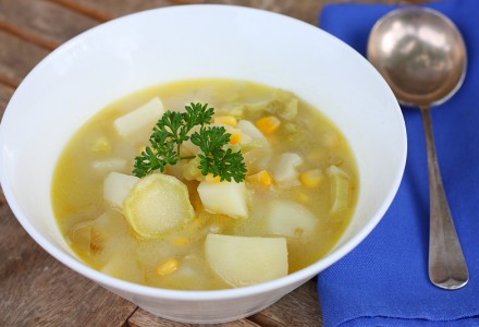 Суп с брокколи и кукурузой