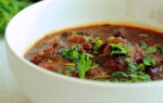 Горячий суп карри с бараниной