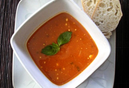 Рецепт супа с помидорами и сыром