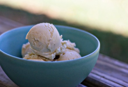 Ванильно-йогуртовое мороженое