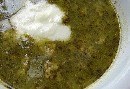 Зеленый суп с индейкой