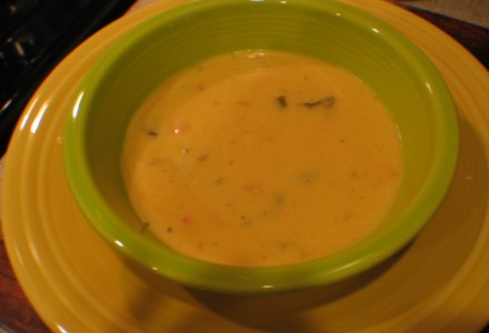 Крем-суп с сыром чеддер