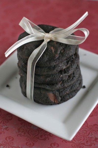 Малиновое печенье с черным шоколадом