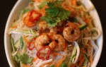 Вьетнамский салат с лапшой