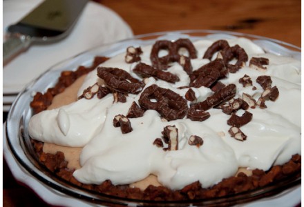 Шоколадный пирог с арахисовым маслом 