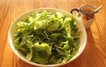 Заправка для салатов из огородной зелени