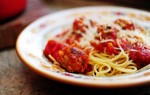 Спагетти с мясными котлетами
