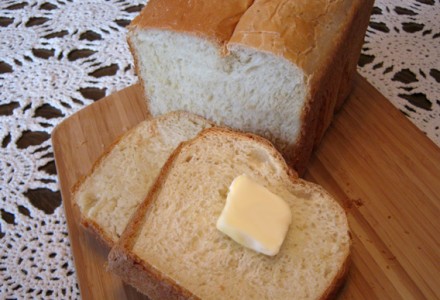 Воздушный белый хлеб