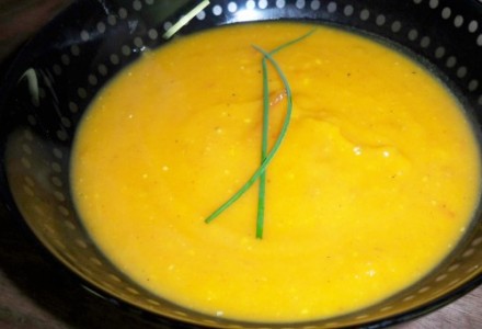 Томатно-тыквенный суп с карри