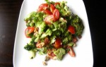 Салат со свежей брокколи и томатом