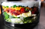 Рецепт салата: Слоеный салат с беконом 