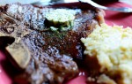 Блюдо из мяса: Стейк на кости с домашним маслом 