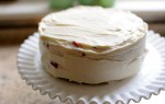 Рецепты к празднику: белый клубничный торт