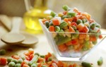 ТОП-5 замороженных овощей и фруктов, которые нужно поселить в морозилке